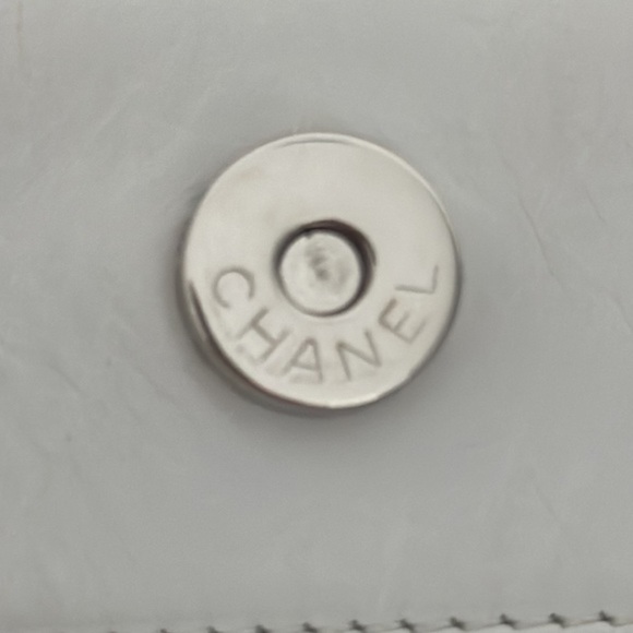 CHANEL White Leather bag authentic 100% - Picture 11 of 16